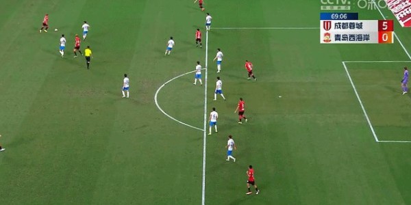 【中超】韦世豪费利佩艾克森各2球 蓉城7比0西海岸
